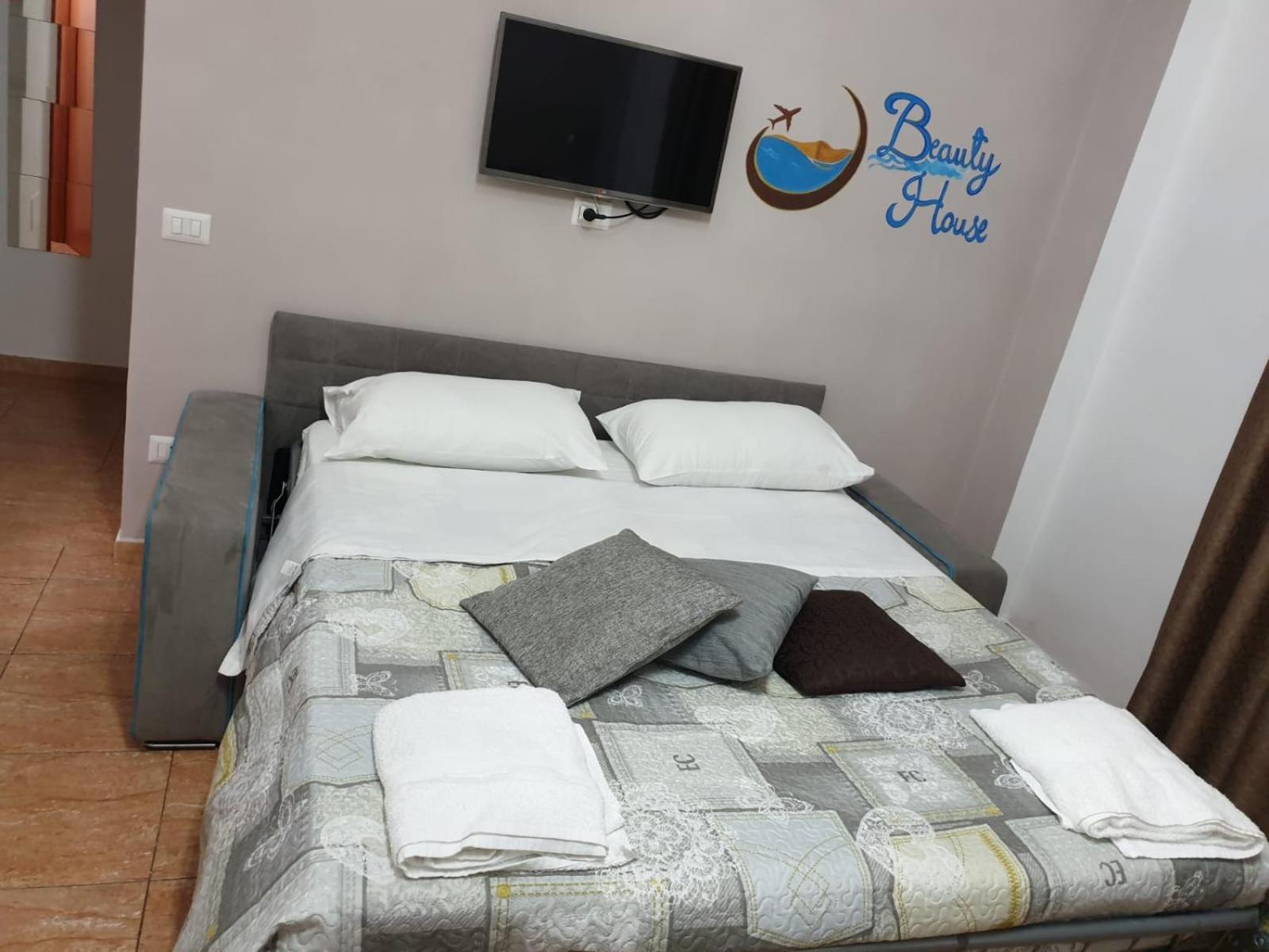 לינה וארוחת בוקר רג'יו די קאלאבריה Beauty House מראה חיצוני תמונה
