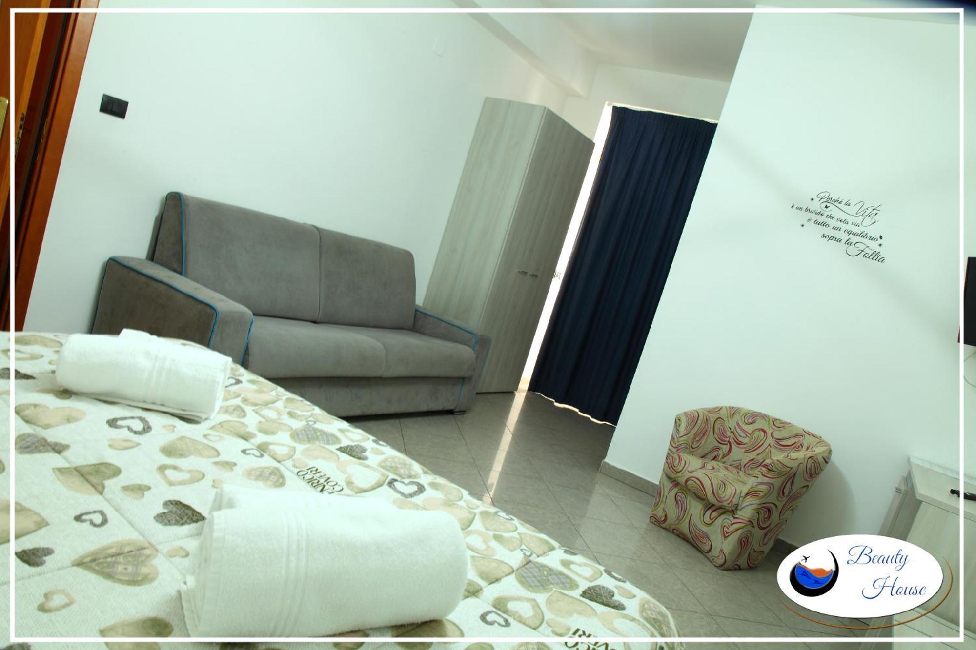 לינה וארוחת בוקר רג'יו די קאלאבריה Beauty House מראה חיצוני תמונה