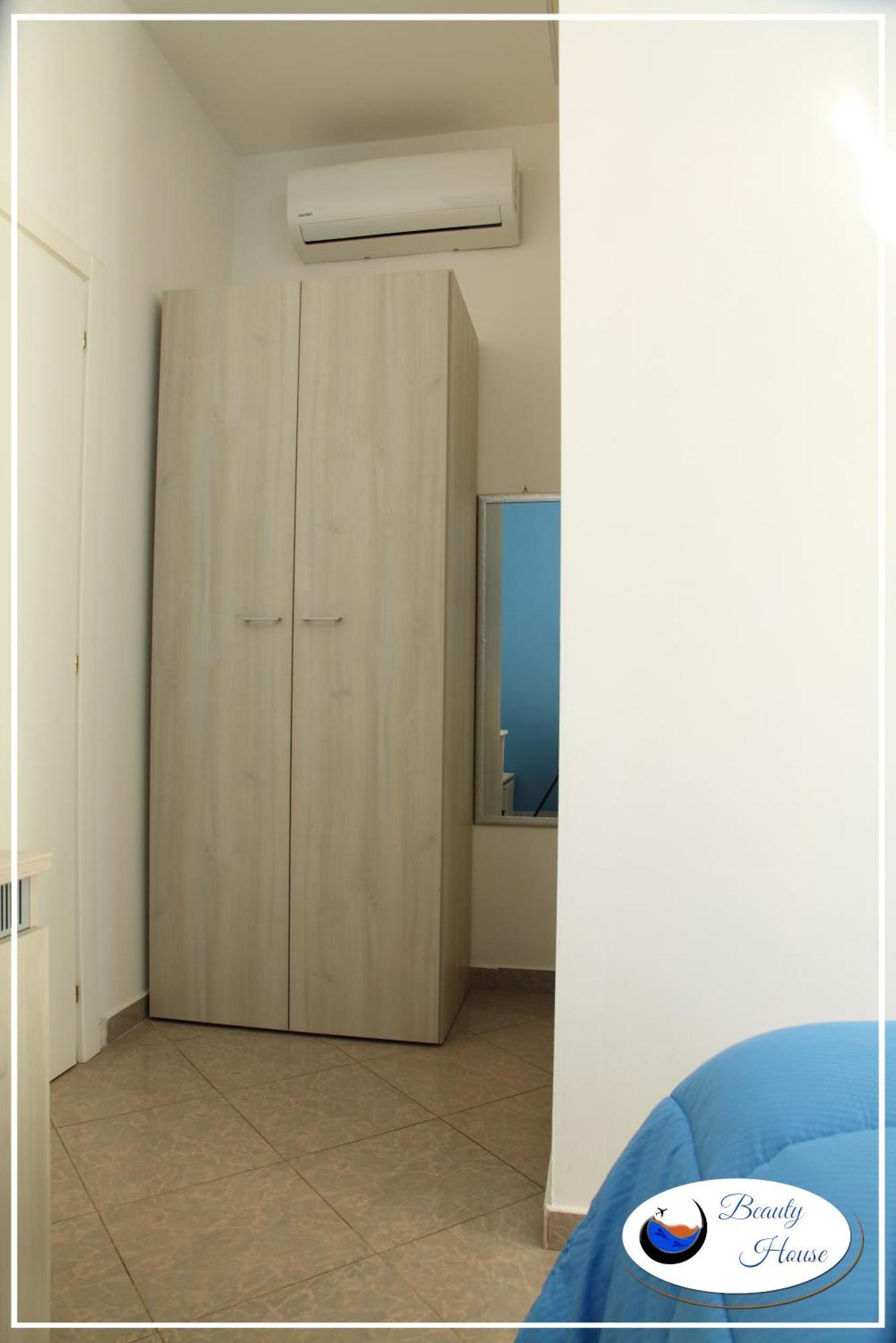 לינה וארוחת בוקר רג'יו די קאלאבריה Beauty House מראה חיצוני תמונה