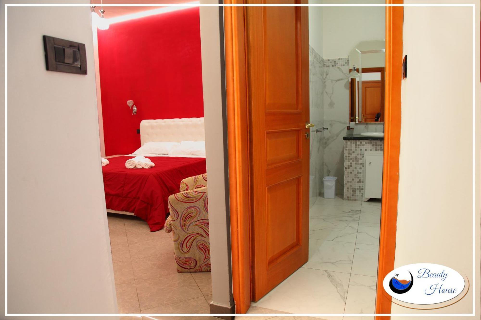 לינה וארוחת בוקר רג'יו די קאלאבריה Beauty House מראה חיצוני תמונה